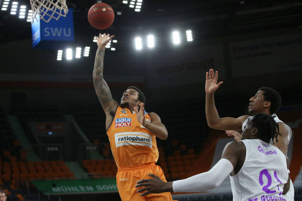 场体育竞赛 场体育竞赛